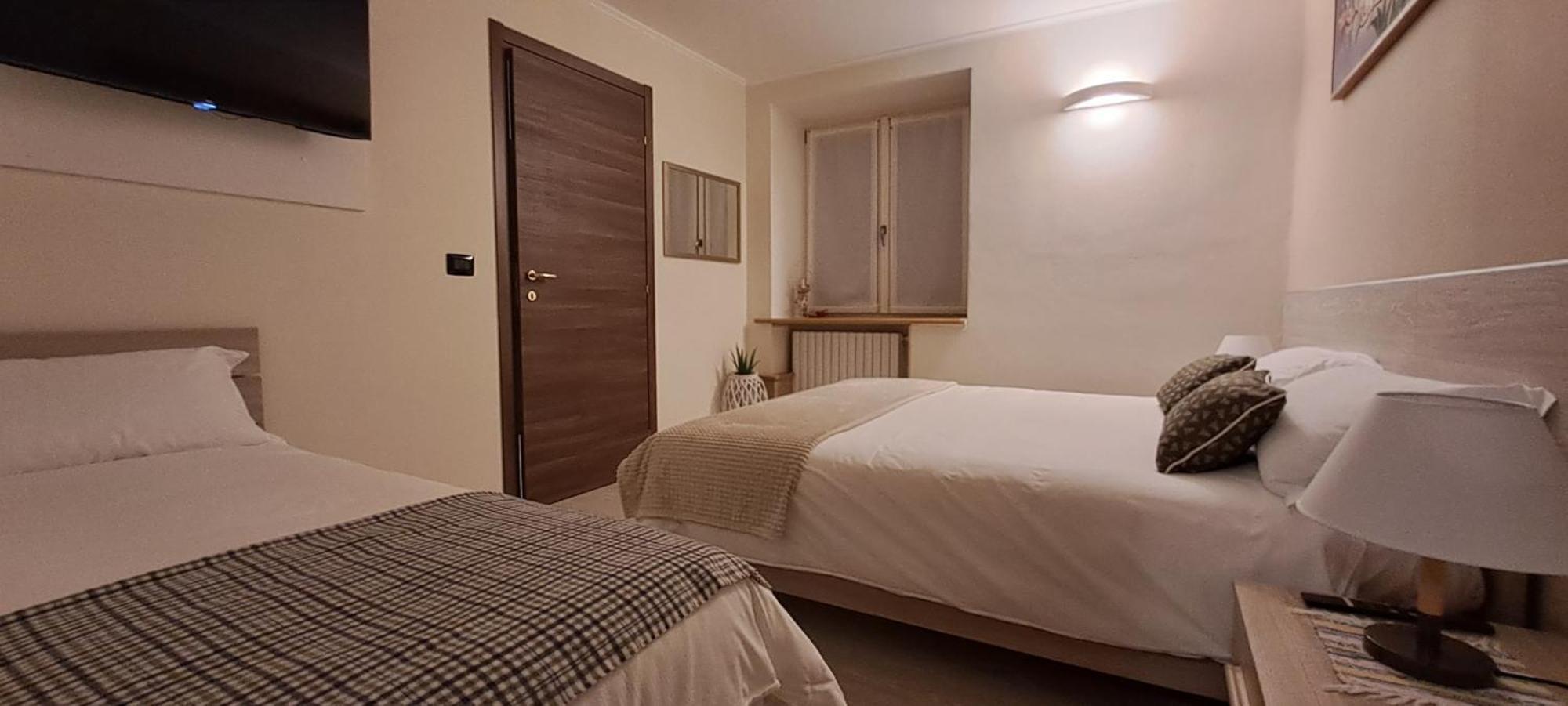 B&B Monastero Dubino Szoba fotó